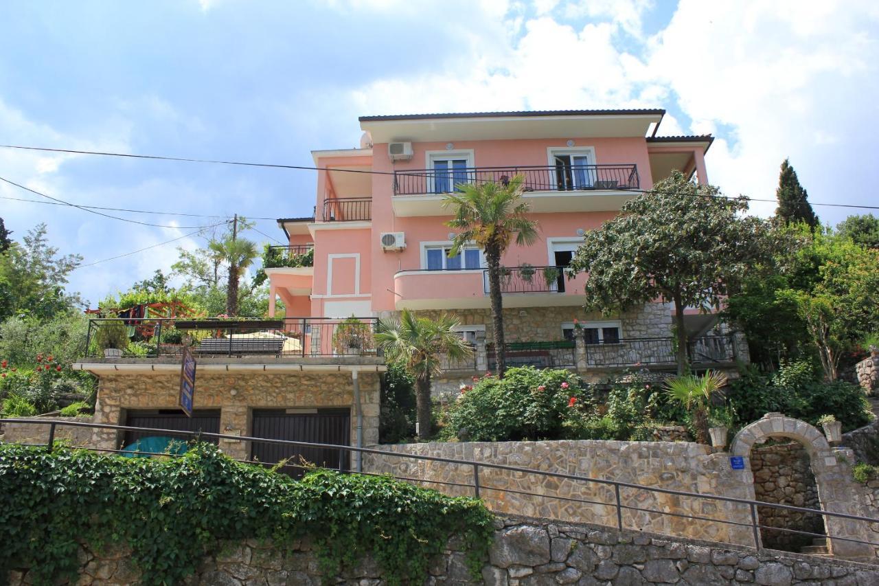 Apartments And Rooms By The Sea Medveja, Opatija - 2305 Ловран Экстерьер фото